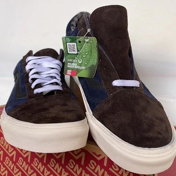 Vans Men’s Old Skool
Pig Suede Plaid Brown Navy
VN0007NTBF1
Sneakers - Picture 7 of 16